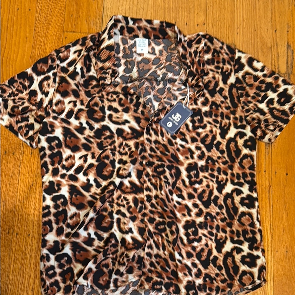 Leopard Print Short Sleeve Shirt